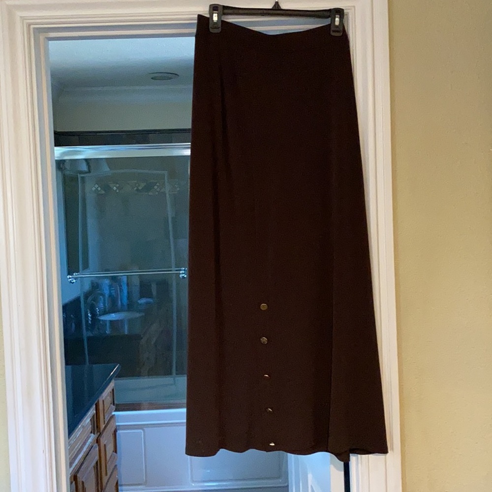 Chocolate brown skirt, great with boots or sandals. Very versatile.